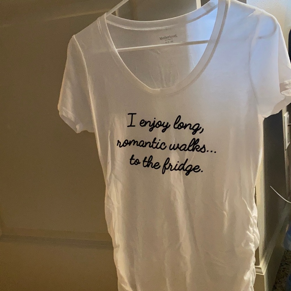 Brand new never worn hilarious maternity graphic tee